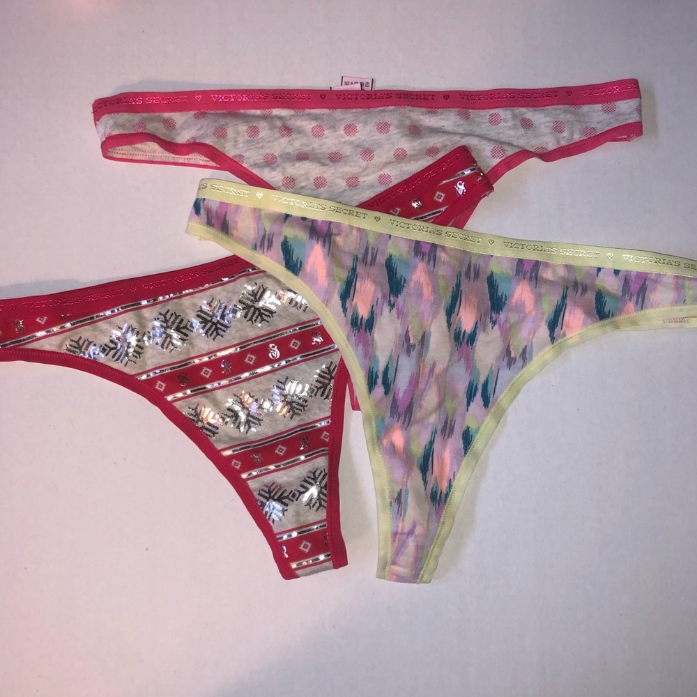 NWT VS THONGS